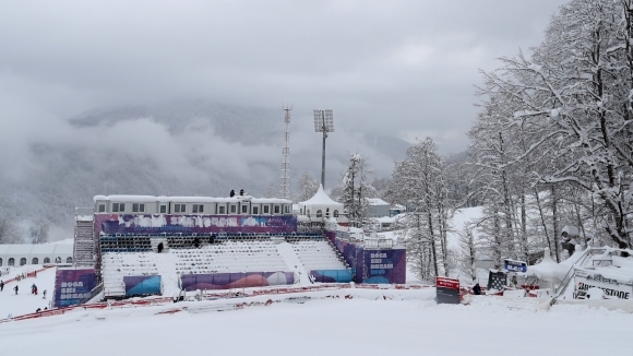 Супергигантският слалом от Световната купа по ски алпийски дисциплини за жени