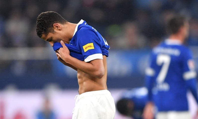 Сътресението в ръководството преди дни не помогна на Шалке 04