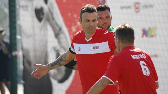 Легендарният голмайстор Петър Жеков заяви че Димитър Бербатов би развалил