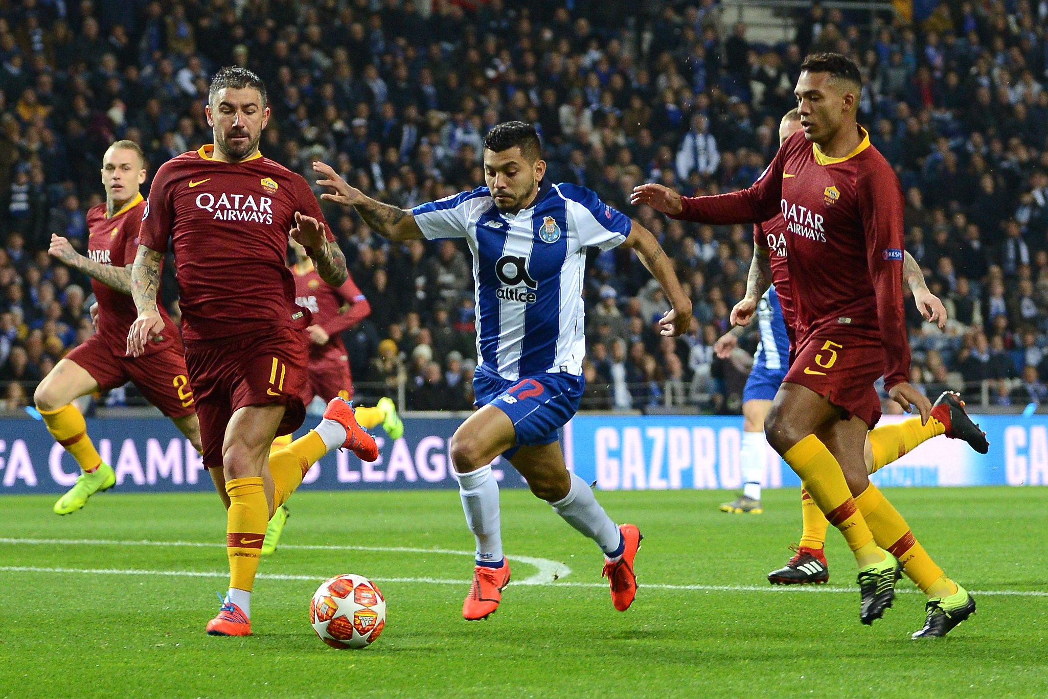 Порто приема Рома в непредсказуем 1 8 финален мач реванш от Шампионската