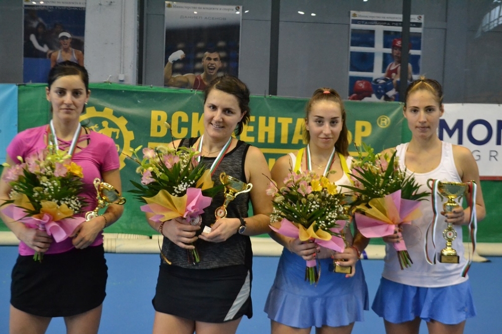 Водачките в схемата Габриела Михайлова и Зиновия Ванева спечелиха титлата