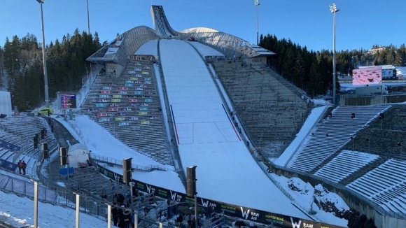 Домакинът Норвегия спечели отборния старт по ски скок на голямата