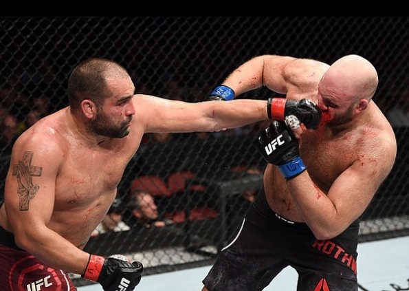 Благой Иванов спечели първата си битка в UFC на галавечерта
