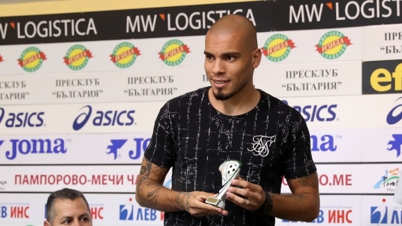 Бившият нападател на ЦСКА София Мауридес дебютира във втора дивизия на