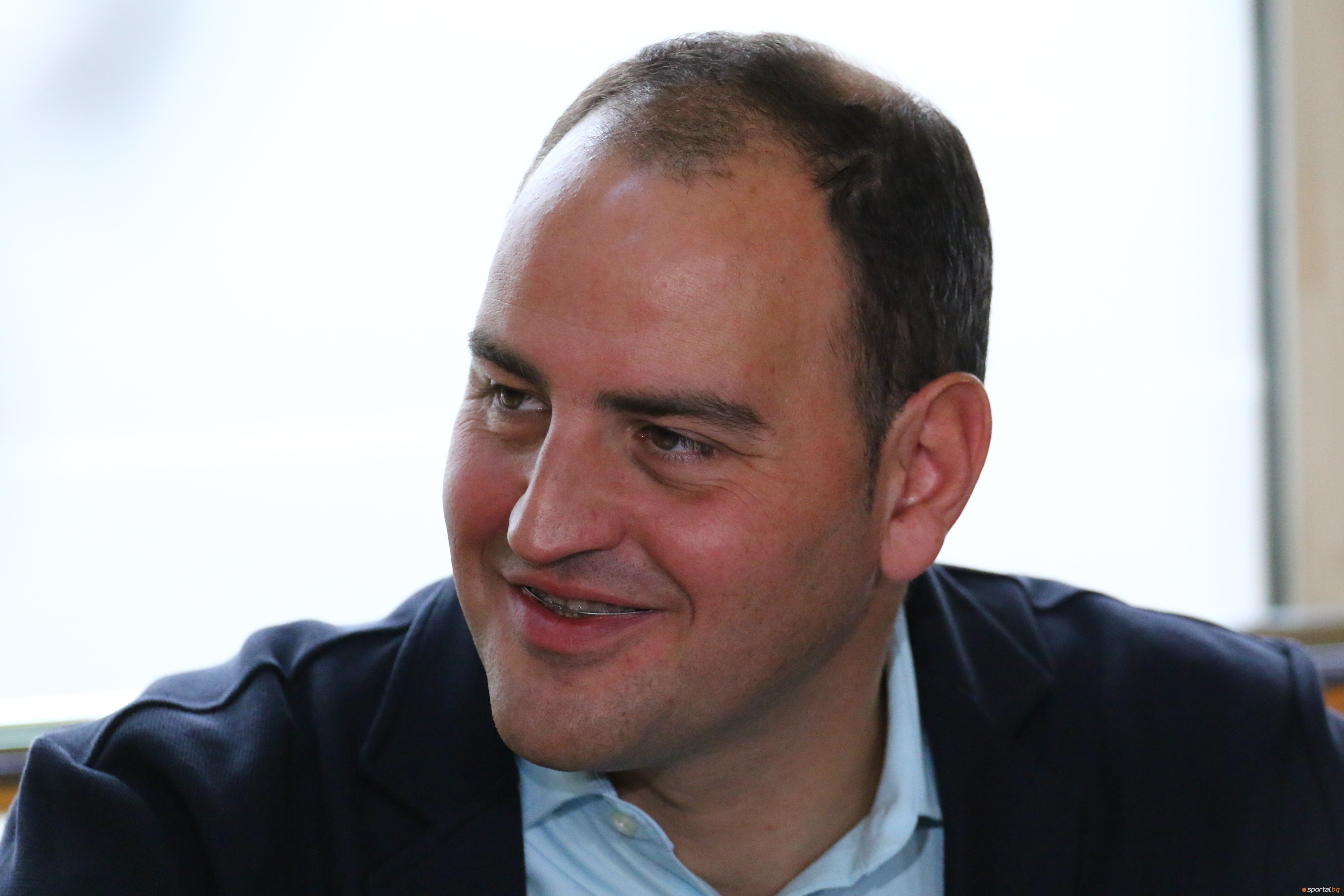 11 кратният носител на световната купа по плувен маратон Петър