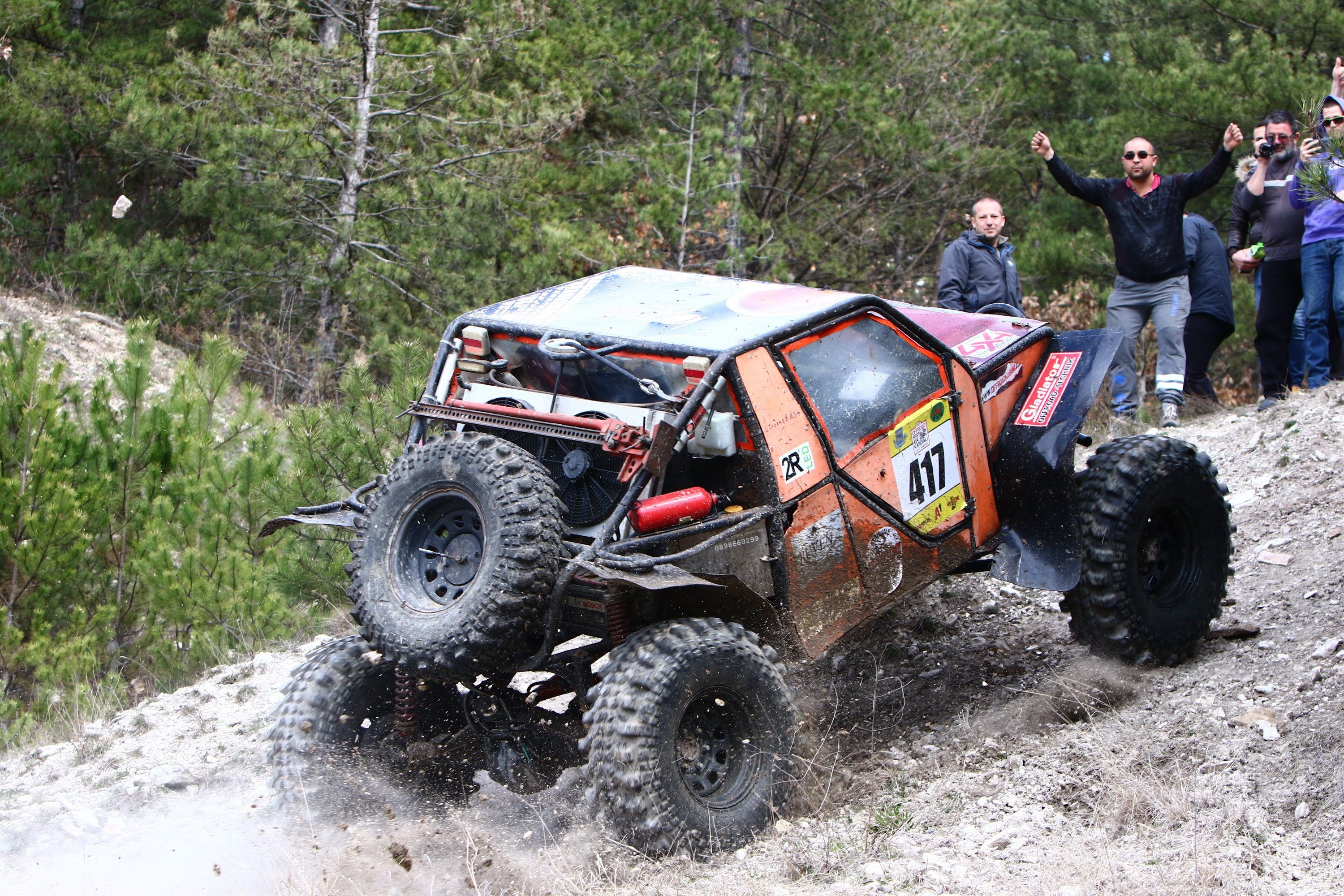 90 екипажа разделени в 6 категории от България Гърция Турция