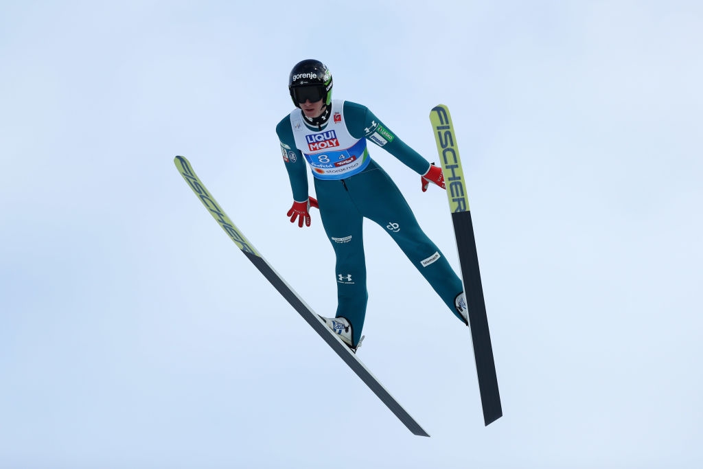 Словения спечели отборното състезание по ски полети от Световната купа по
