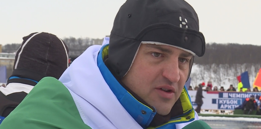 Петър Стойчев стана световен шампион по плуване в ледени води