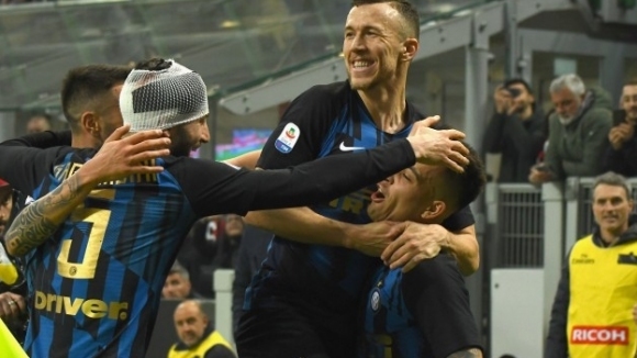 Хърватският футболист на Интер Иван Перишич има нов приятел в