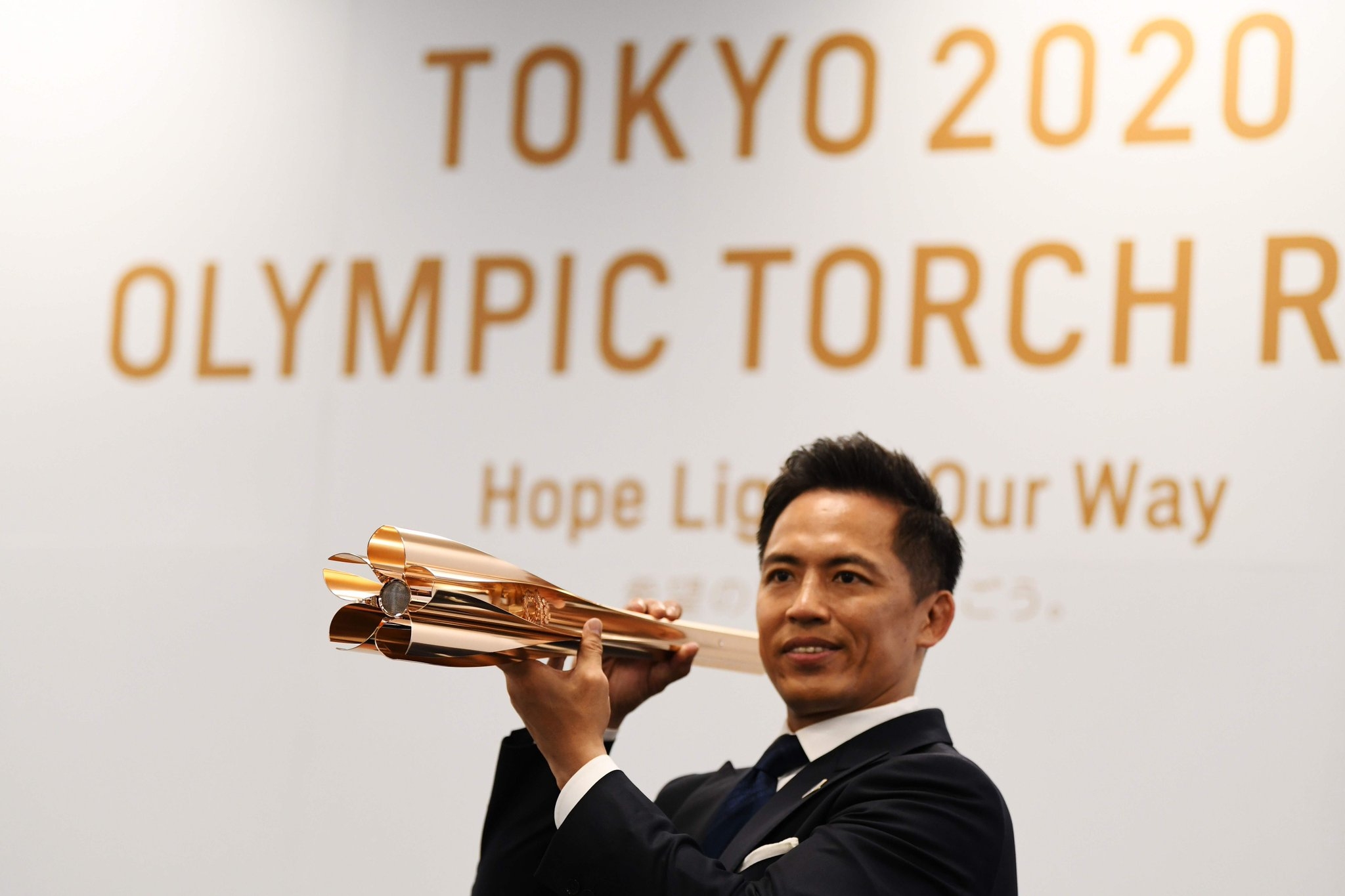 Факелът за щафетата с олимпийския огън за Игрите в Токио