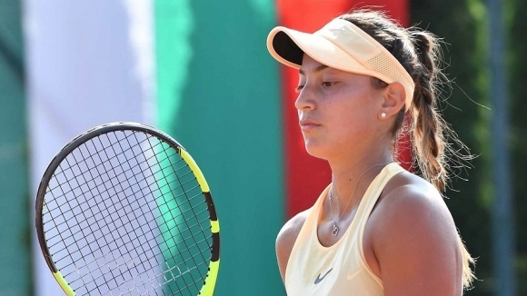 Петя Аршинкова се класира за втория кръг на турнира за