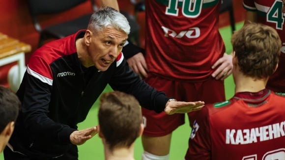 Българският волейболен треньор Георги Петров е специалистът, който за втора