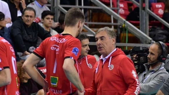 Шомон и българският национал Мартин Атанасов отпаднаха на 1/4-финалите в