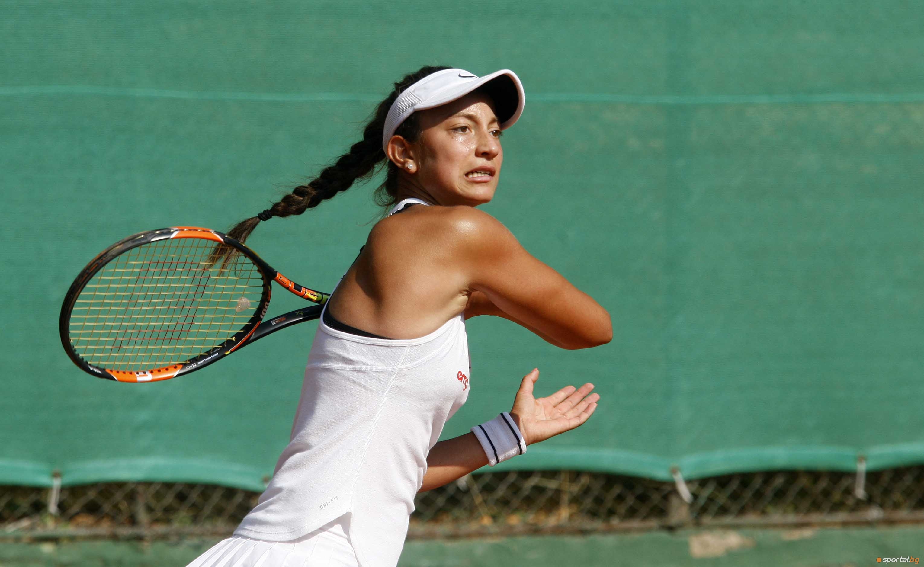 Българката Петя Аршинкова отпадна на четвъртфиналите на турнира по тенис