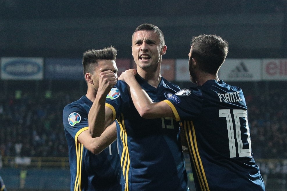 Босна и Херцеговина тръгна с победа в европейските квалификации в