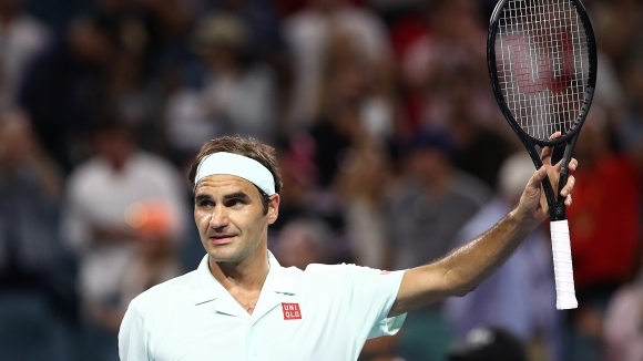 Трикратният шампион Роджър Федерер Швейцария се класира за третия кръг