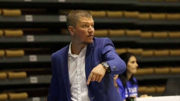Треньорът на Спартак Плевен Александър Дяковски отдаде победата над Черно