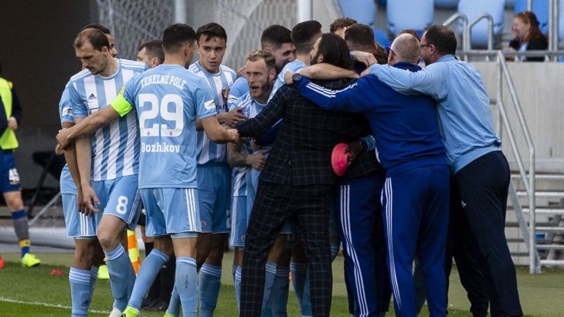 Отборът на Слован Братислава продължава уверено да върви към титлата