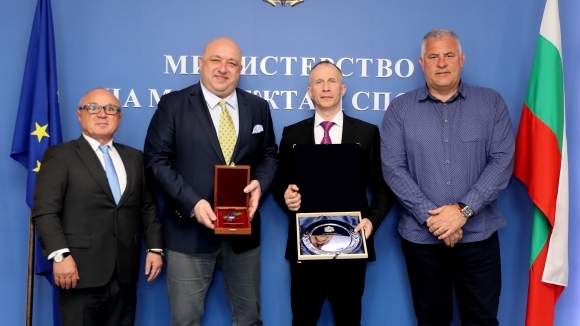 Министърът на младежта и спорта Красен Кралев проведе официална среща