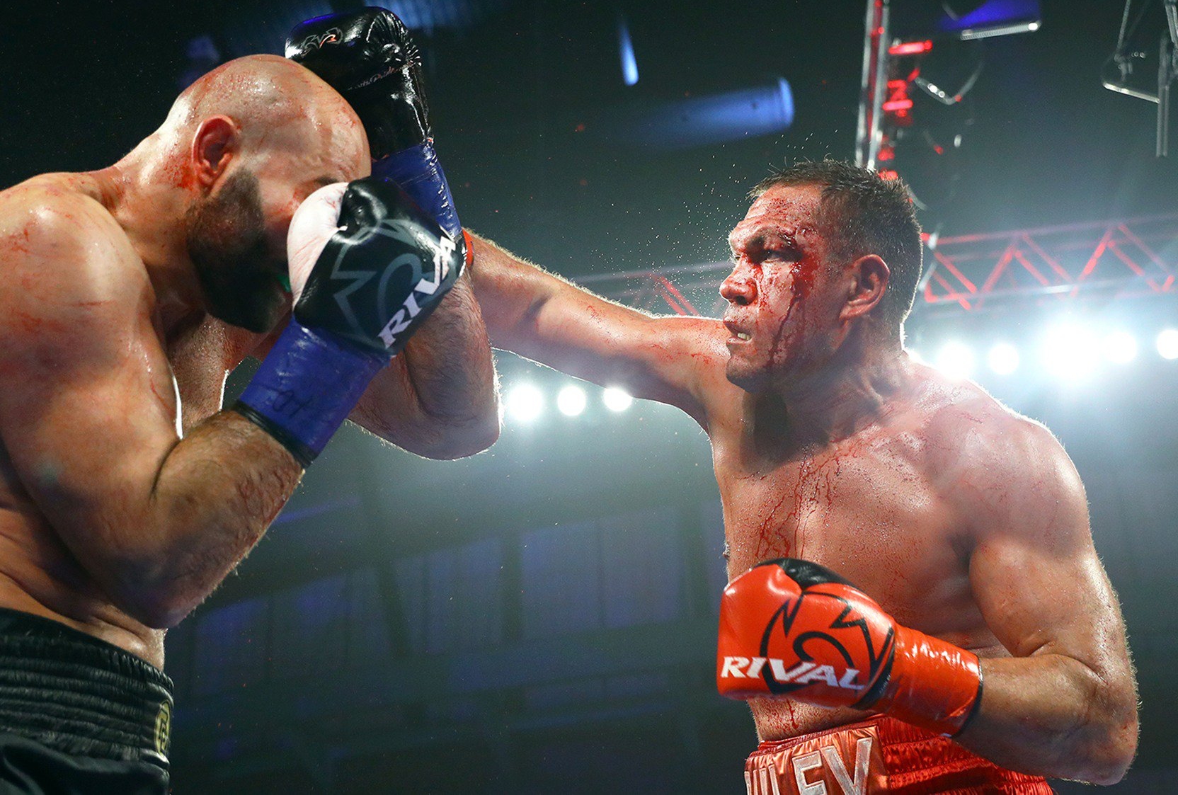 Кубрат Пулев е заплашен от служебна загуба която може да