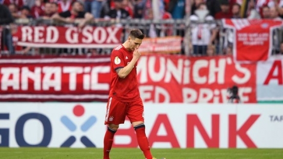 Защитникът на Байерн Мюнхен Никлас Зюле ще бъде наказан само