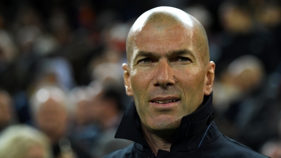 Старши треньорът на Реал Мадрид Зинедин Зидан поздрави футболистите си