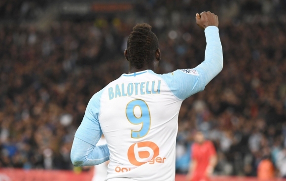 Нападателят на Марсилия Марио Балотели може да бъде дисквалифициран до
