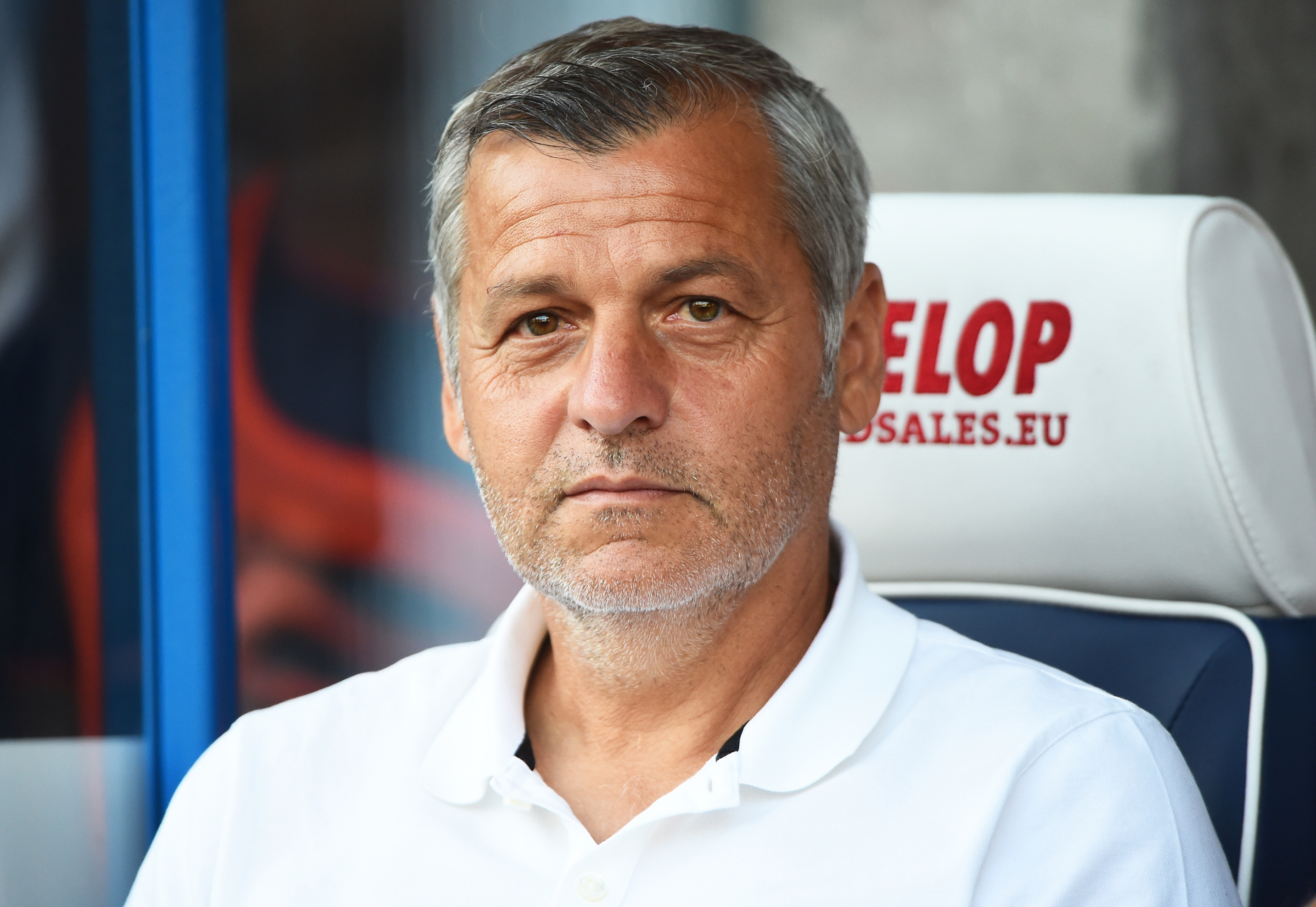 След близо три години и половина начело на Лион Брюно