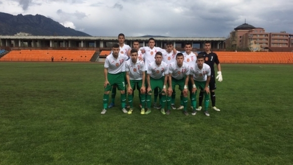 Юношеският национален отбор до 16 г на България започна убедително
