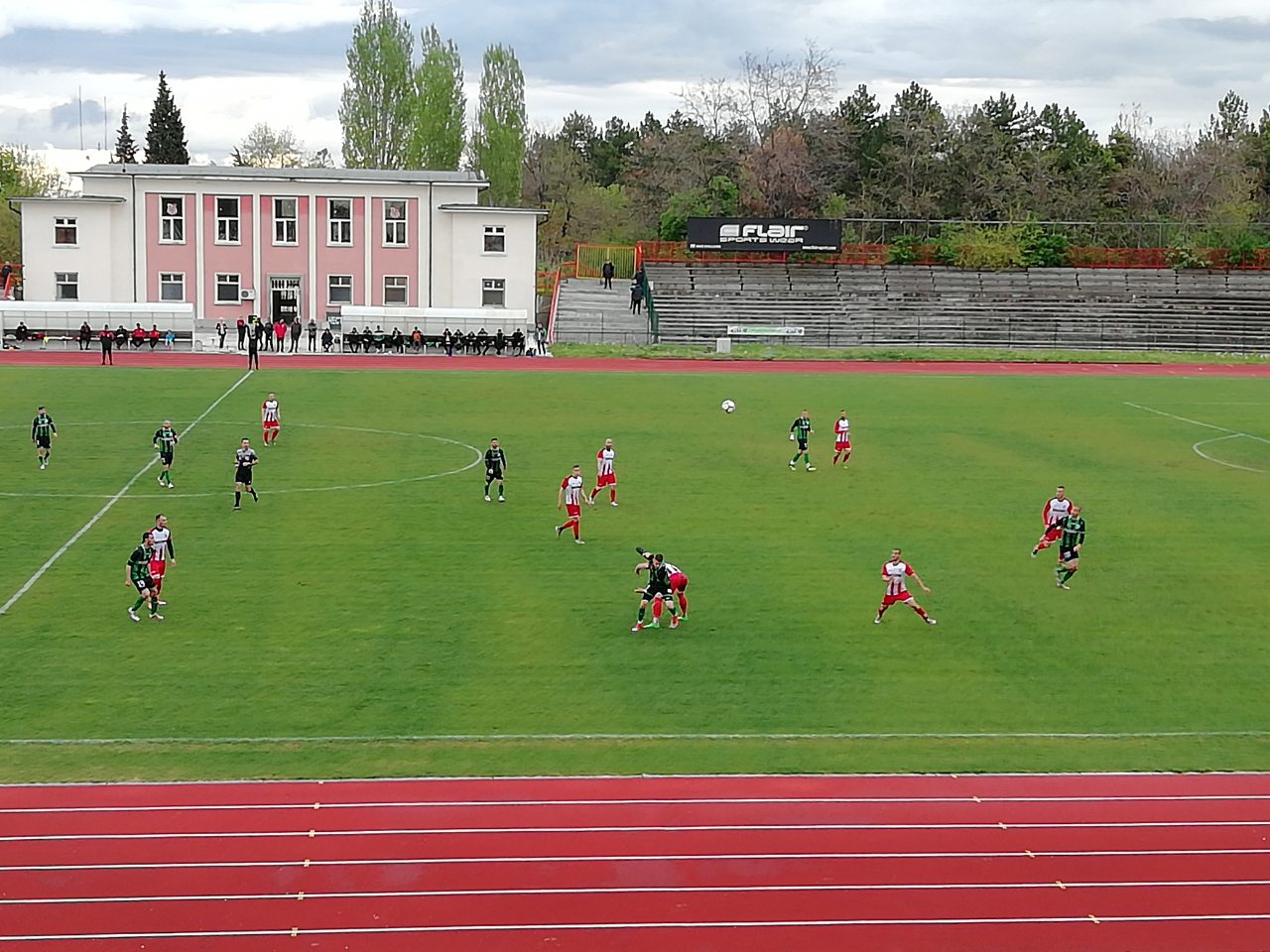 Нефтохимик си тръгна с важни три точки от Хасково Шейховете