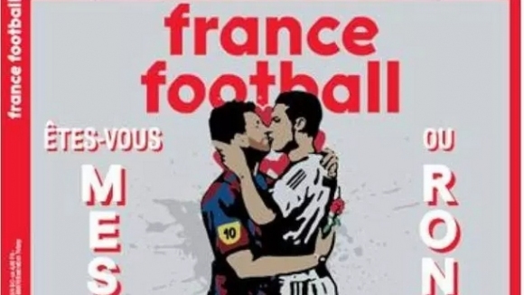 Популярното френско списание Франс Футбол намери доста артистичен начин за