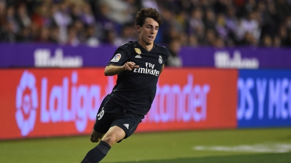 Десният бранител на Реал Мадрид Алваро Одриосола се оттегли преждевременно