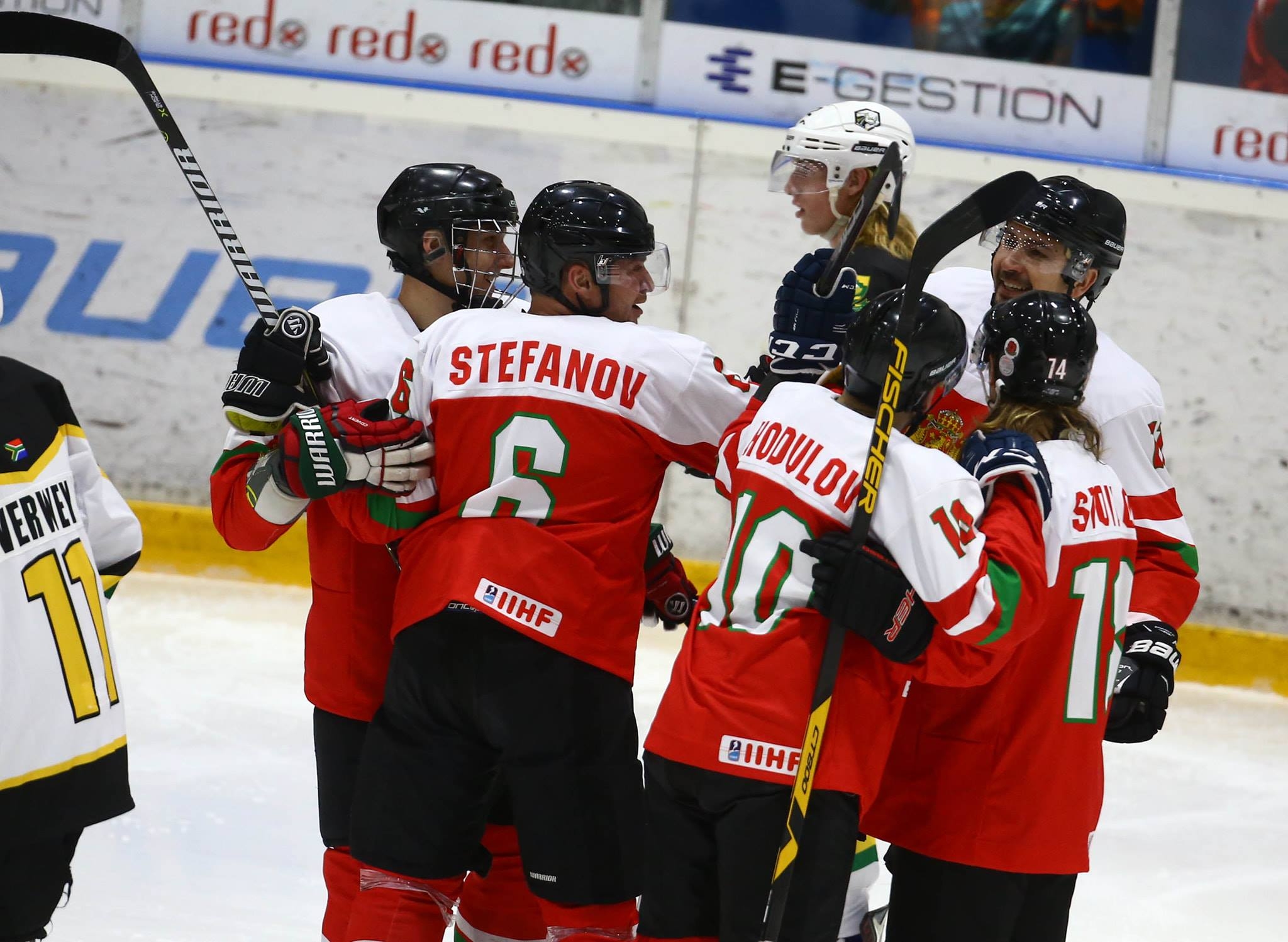 Националният отбор по хокей на лед на България победи Pепублика