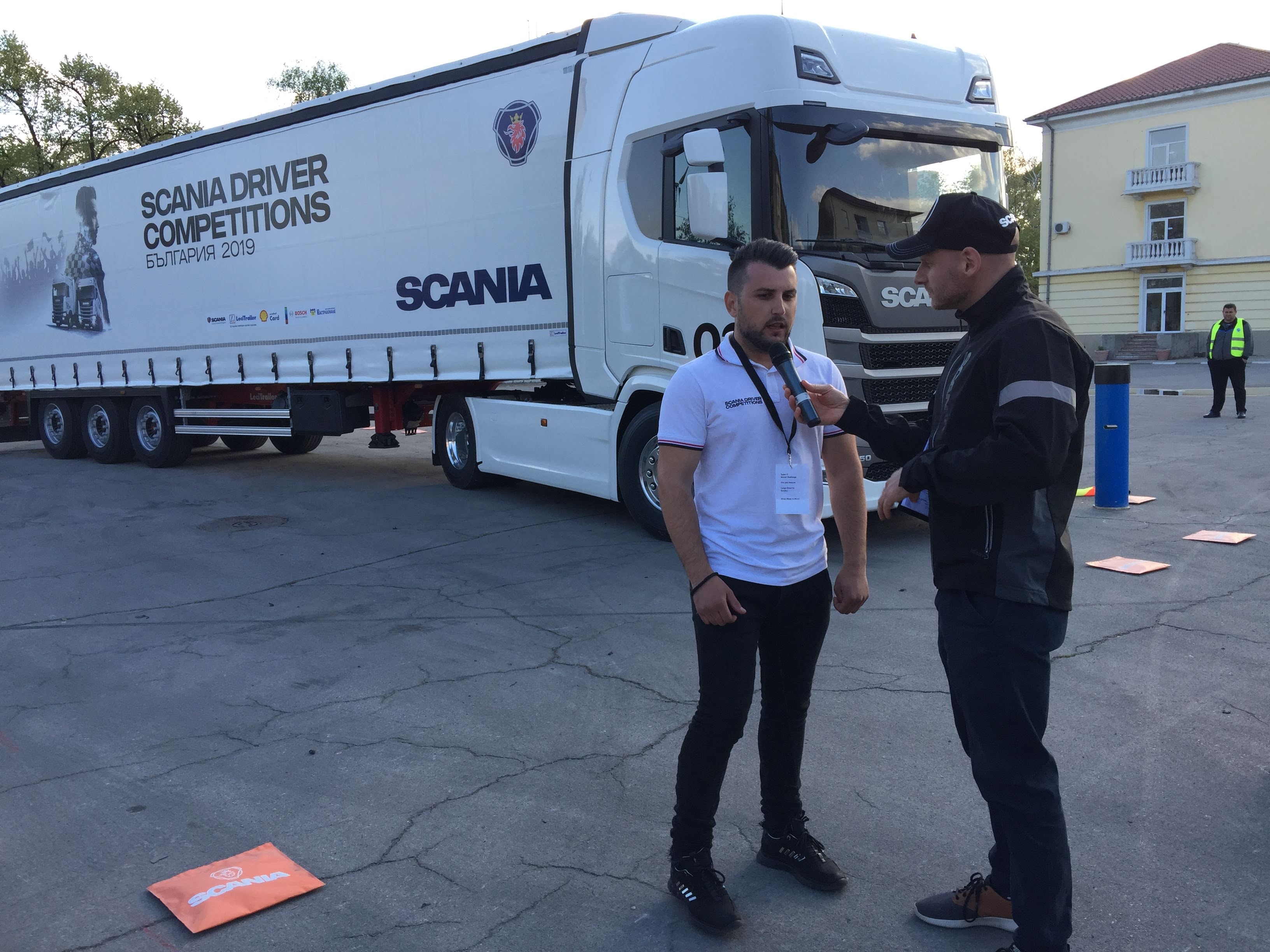 Петър Иванов спечели българския финал на състезанието Scania Driver Competition