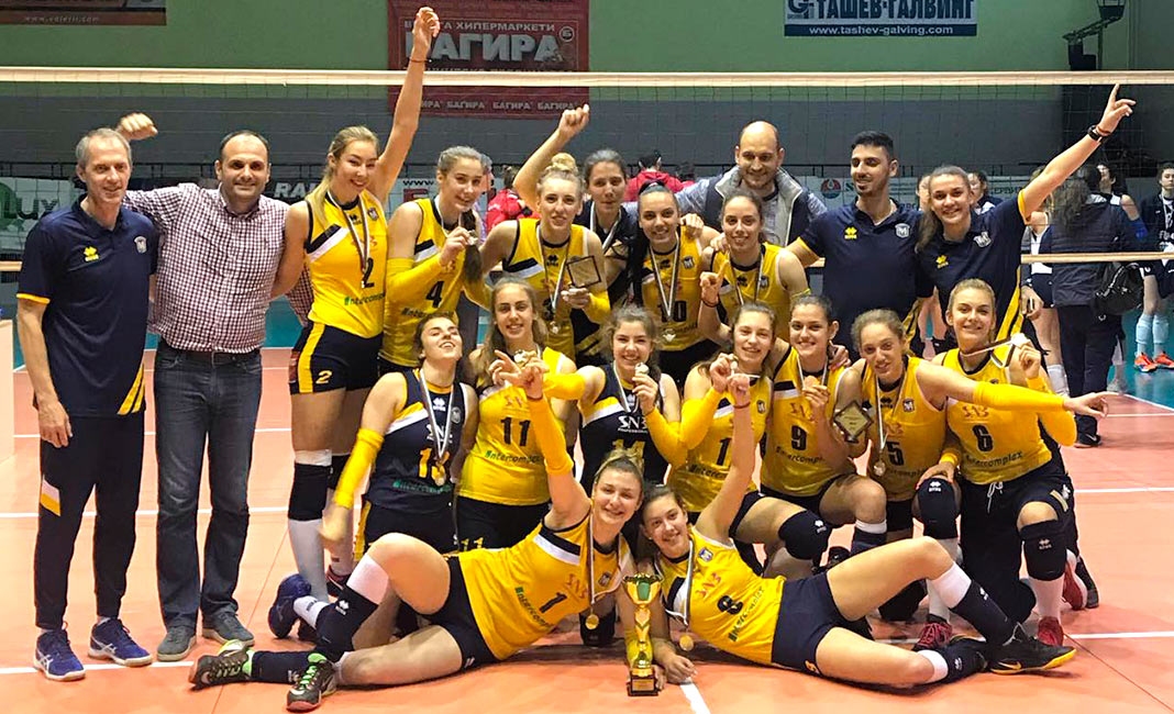 Девойките старша възраст на Марица (Пловдив) станаха шампиони на Държавното