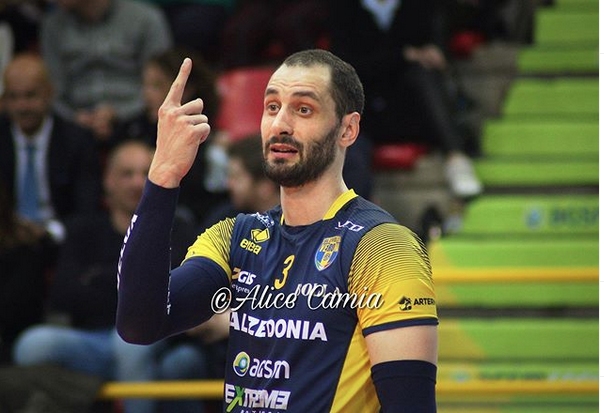 Български волейболист може да замени звездата Матей Казийски в състава