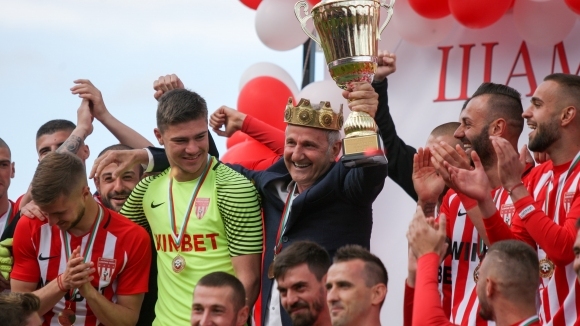 Станаха ясни стартовите състави на дербито във Втора лига между