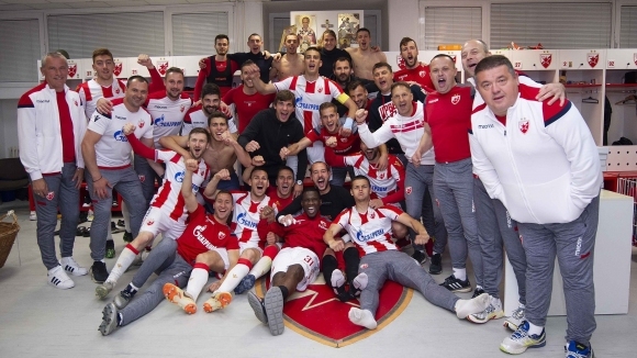 Цървена звезда узакони 29 ата си титла след домакински успех с