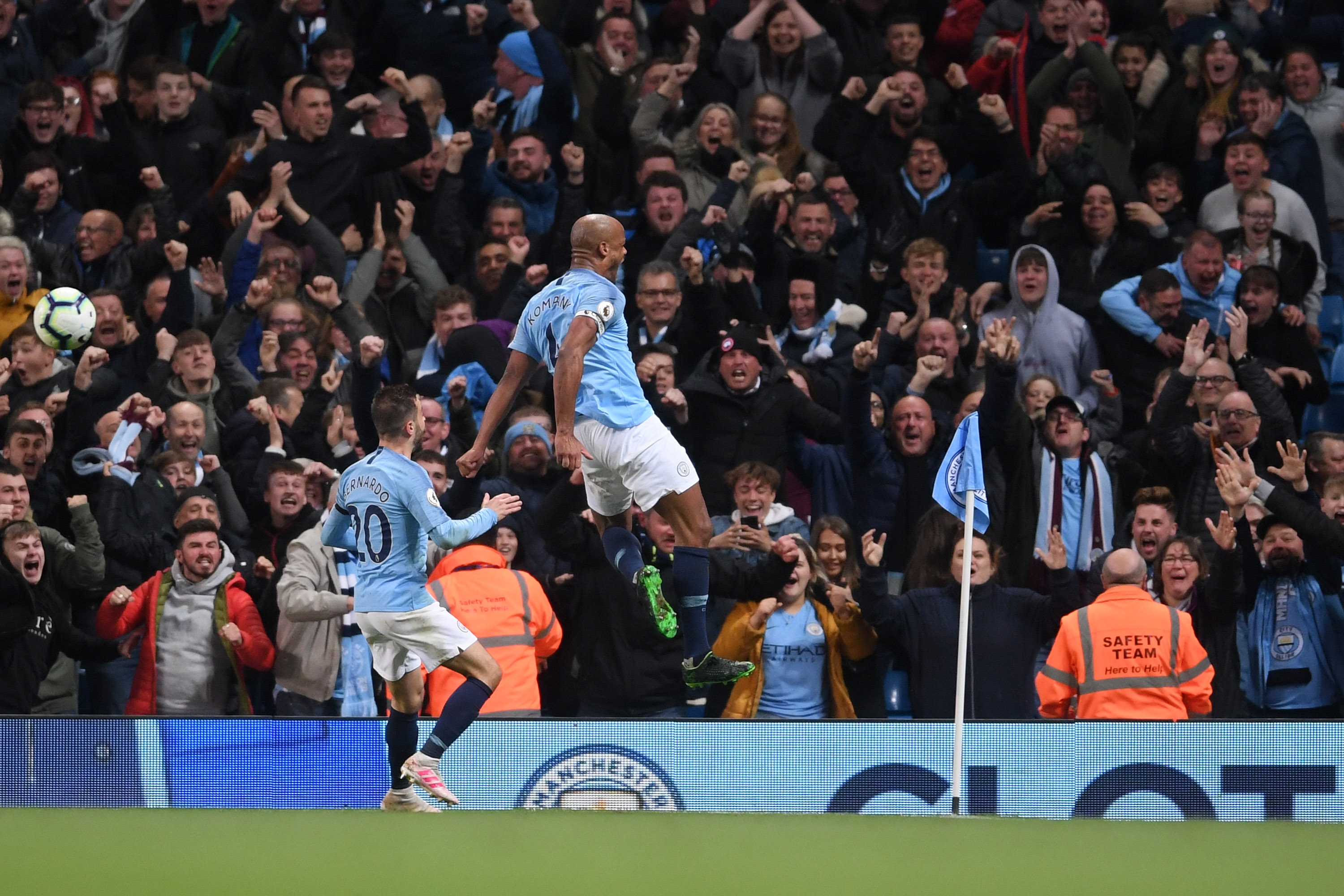 Манчестър Сити приема Лестър в поредния епизод на битката за