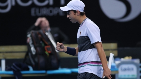 Адриан Андреев преодоля квалификациите и се класира за основната схема