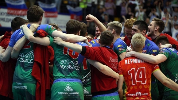 Изненадата е факт Волейболният отбор на Кузбас Кемерово детронира гранда