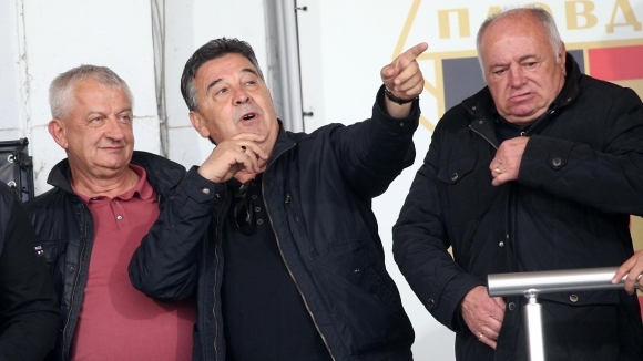 Президентът на Локомотив Пловдив Христо Крушарски говори пред Канал 3