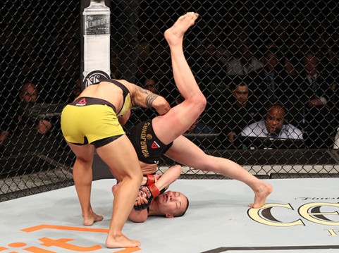 Жесика Андраже спечели титлата на UFC в категория сламка с