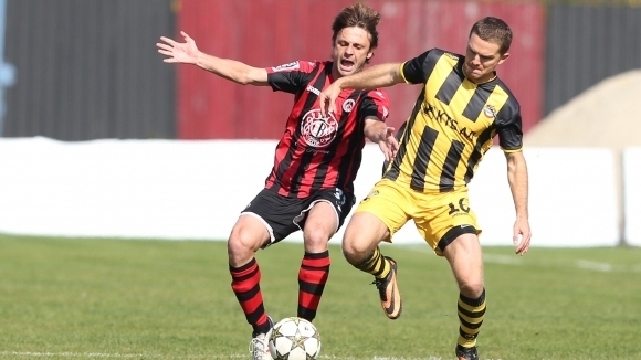 Бившият полузащитник на Ботев Пловдив Томаш Иршак надъха футболисти и