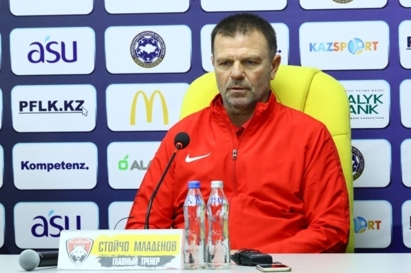 Успехите на Стойчо Младенов в Кайсар приковаха погледите на футболните