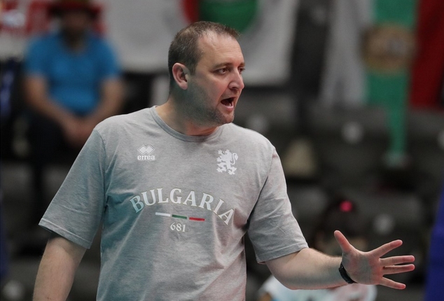 Старши треньорът на женския национален отбор по волейбол на България