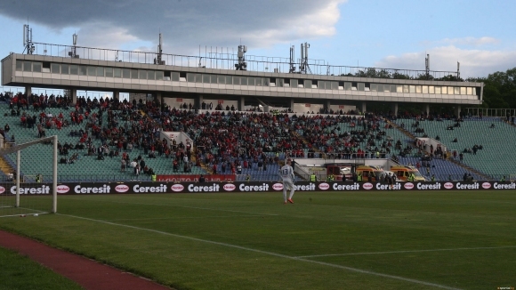 Без сериозни инциденти премина футболната среща между Левски и ЦСКА София