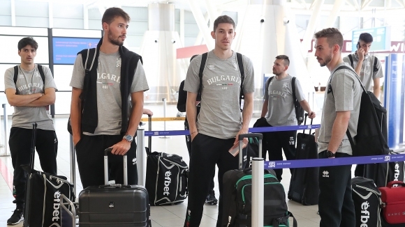 Мъжкият национален отбор по волейбол на България замина днес за