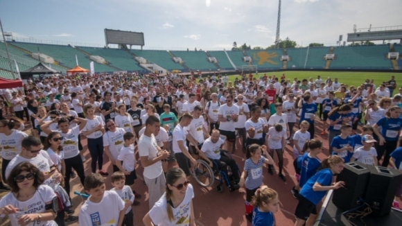 Благотворителният маратон Run2Gether се проведе в България за втора поредна