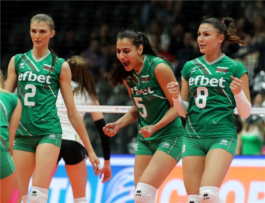 Женският национален отбор на България по волейбол отпътува рано тази